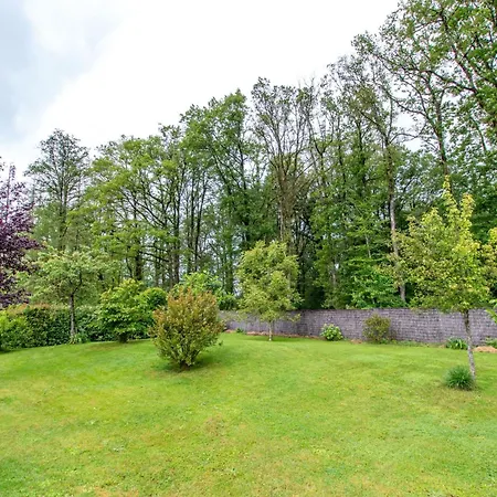 Duxcaar Merv- By Interhome