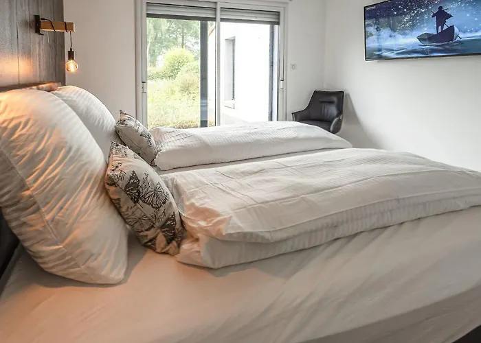 Duxcaar Merv- By Interhome